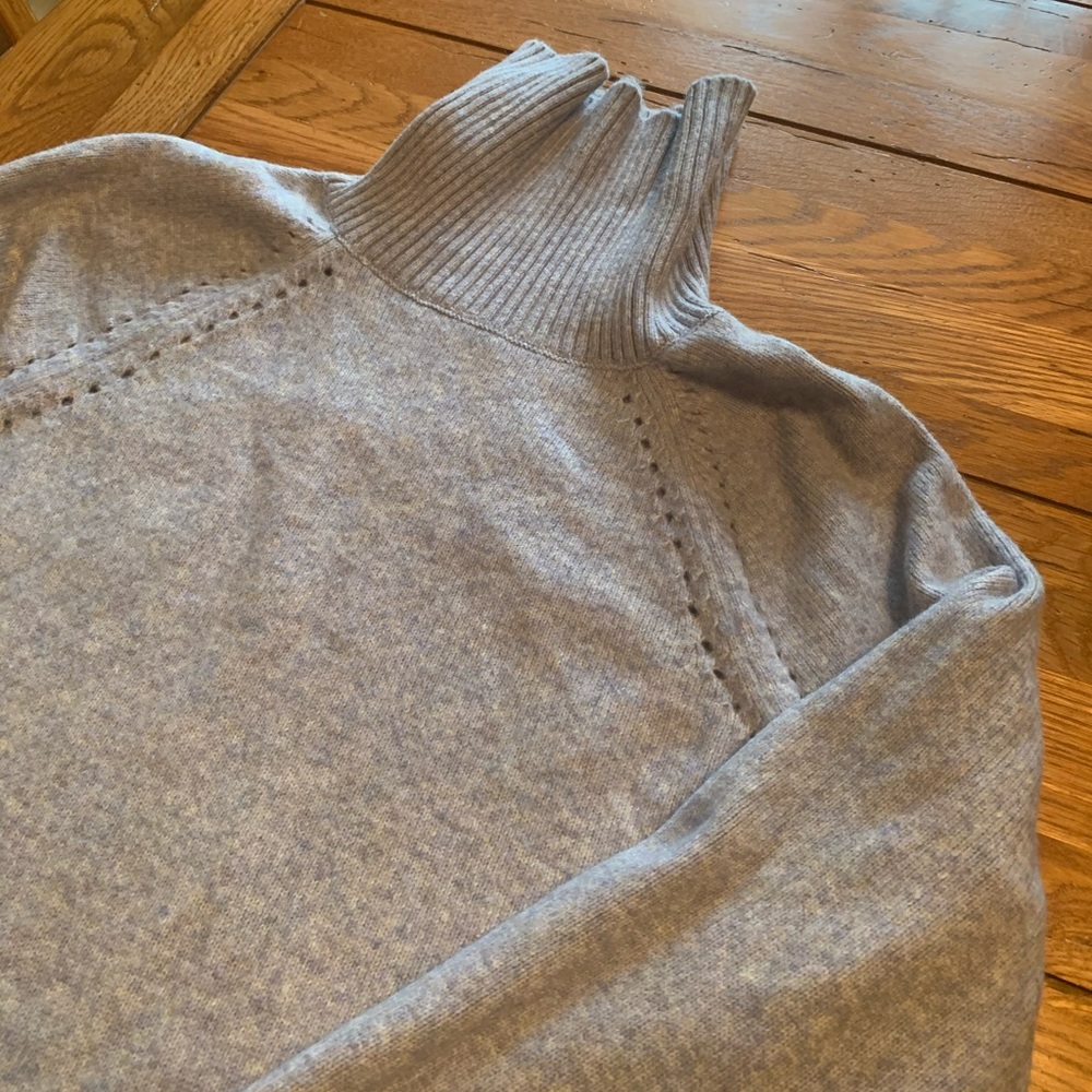 Gap sweater - Picture 3 of 6